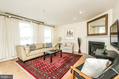 286 Robert St, Baltimore, MD 21217 - photo 3