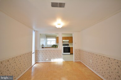 12718 Torrington St, Woodbridge, VA 22192 - photo 5