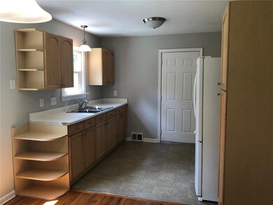 5542 Nieman Rd, Shawnee, KS 66203 - photo 6