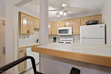 007_124_Cypress_court_311493_579818