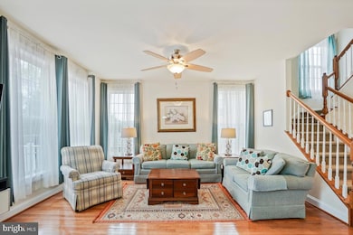 6894 Boothe Ln, Haymarket, VA 20169 - photo 3