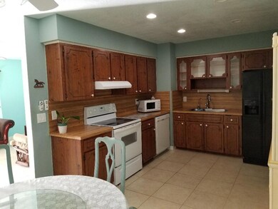 1444 Cochran Dr Kitchen 1