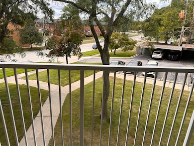 4921 N Crooks Rd unit N-10, Royal Oak, MI 48073 - photo 2