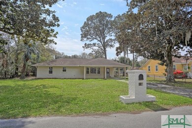 3227 Woodlawn Dr, Savannah, GA 31404 - photo 2