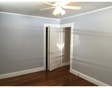 587 Washington St, Brookline, MA 02446 - photo 7