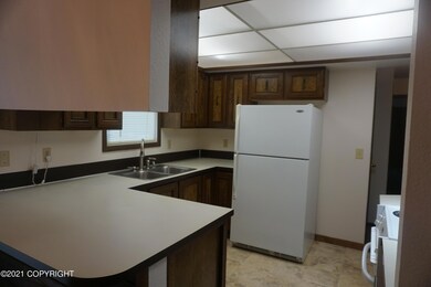 8130 E 18th Ave, Anchorage, AK 99504 - photo 4