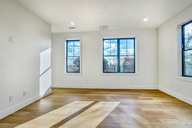 120 Moore St unit 202, Boston, MA 02128 - photo 6