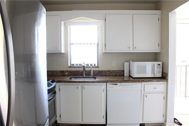 Kitchen (2)