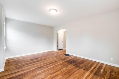 194 N Kellner Rd, Columbus, OH 43209 - photo 6