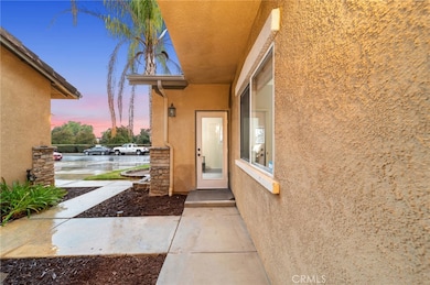 35934 Avignon Ct, Winchester, CA 92596 - photo 3