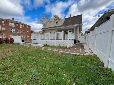 103 Baltimore St, Hartford, CT 06112 - photo 6