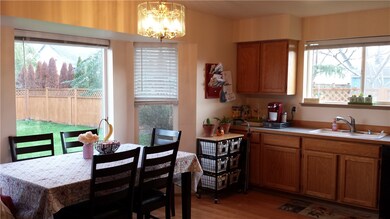 304 Groff Ave NW, Orting, WA 98360 - photo 7