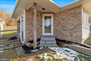 1151 Martin Dr, Westminster, MD 21157 - photo 3