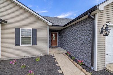 207 Lakeland Dr, Harrodsburg, KY 40330 - photo 5