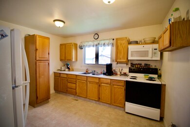 1107 N Main - pic 4