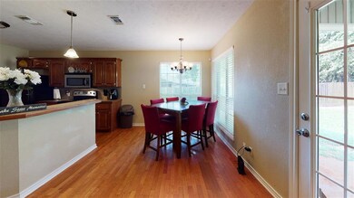 519 E Greenfield Dr, Wake Village, TX 75501 - photo 4