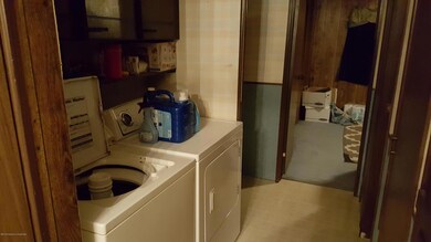 713 27TH Laundry Area