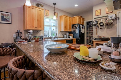 233WintersageCircle-01