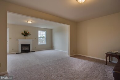 7319 Wytheville Cir, Fredericksburg, VA 22407 - photo 6