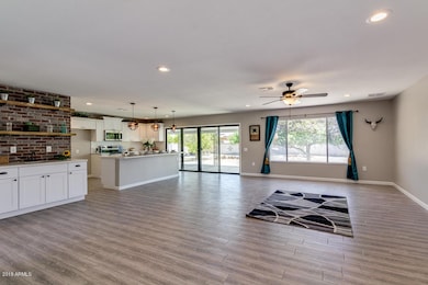 17203 N Palo Verde Dr, Sun City, AZ 85373 - photo 4