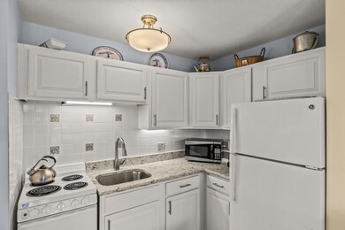 22-web-or-mls-132-shore-rd-31