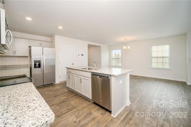 Beautiful Kitchen Island with Undermount Kitchen Sink