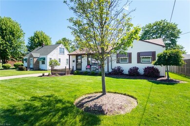 858 5th St, Struthers, OH 44471 - photo 3