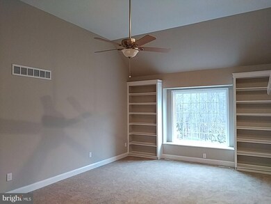 405 Hawthorne Ct E, Hockessin, DE 19707 - photo 4