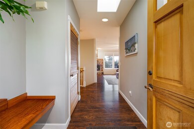 1341 Salt Point Place E, Port Orchard, WA 98366 - photo 4