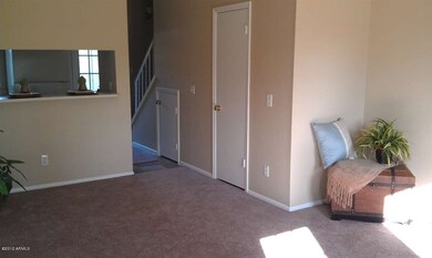 Entry/Living room