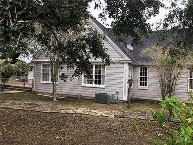 618 W 12th St, Weslaco, TX 78596 - photo 5