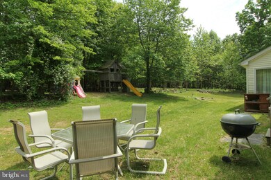 2420 Henson Dr, Marriottsville, MD 21104 - photo 5