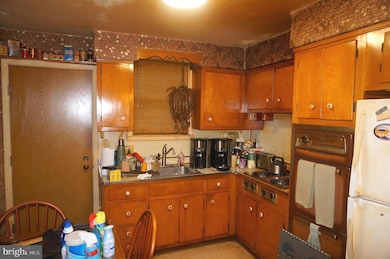 1420 Napfle Ave, Philadelphia, PA 19111 - photo 7