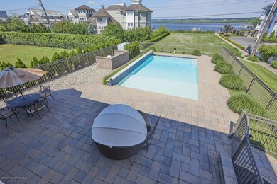 Heated pool