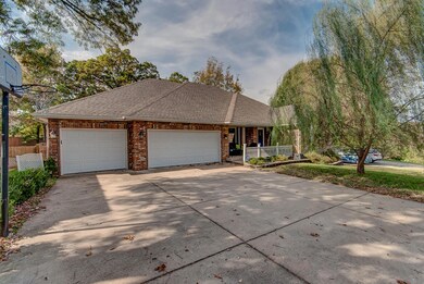 3877 North Daniels Ct.-2