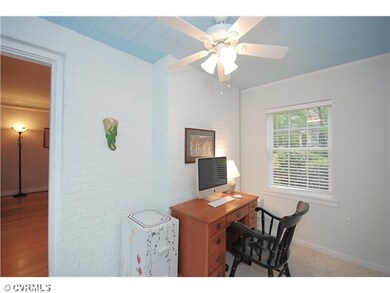 Studio/Study/Office - Office, off living room, new