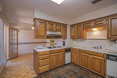 503 Hyde Park Dr, Tyler, TX 75701 - photo 5