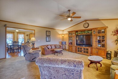 24790 Huber-Hitler Rd, Circleville, OH 43113 - photo 6