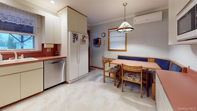 120 Barrymore Blvd, Franklin Square, NY 11010 - photo 4