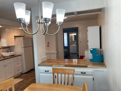 703 Periwinkle Cir, Sebastian, FL 32976 - photo 6