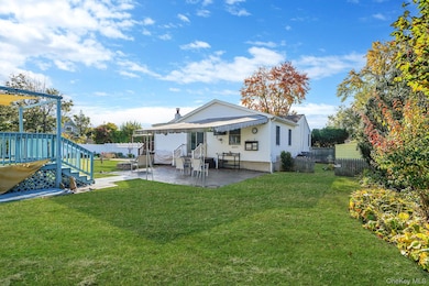 430 14th St, West Babylon, NY 11704 - photo 7