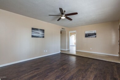 3249 W Sunnyside Ave Phoenix-large-008-8