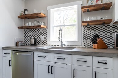7033 W ML Ave-8