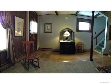 Foyer.