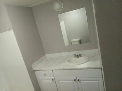 115 E Prospect St, Denison, TX 75021 - photo 7