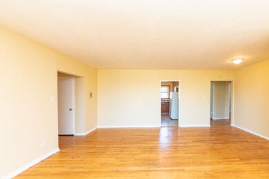 2625 W Fitch Ave unit 3F, Chicago, IL 60645 - photo 5