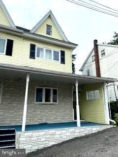 24 Clay St, Tamaqua, PA 18252 - photo 2