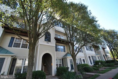 21850 Elkins Terrace unit 301, Sterling, VA 20166 - photo 3