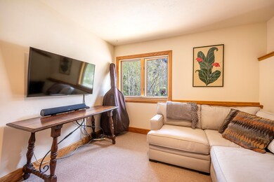 555 Curtis Dr_052424_004