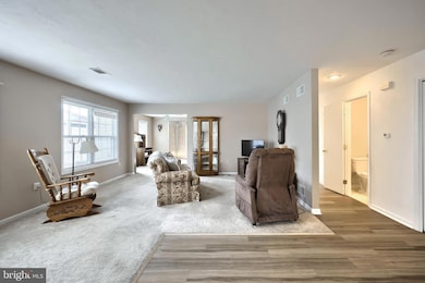 1110 Roosevelt Ct, Hanover, PA 17331 - photo 5